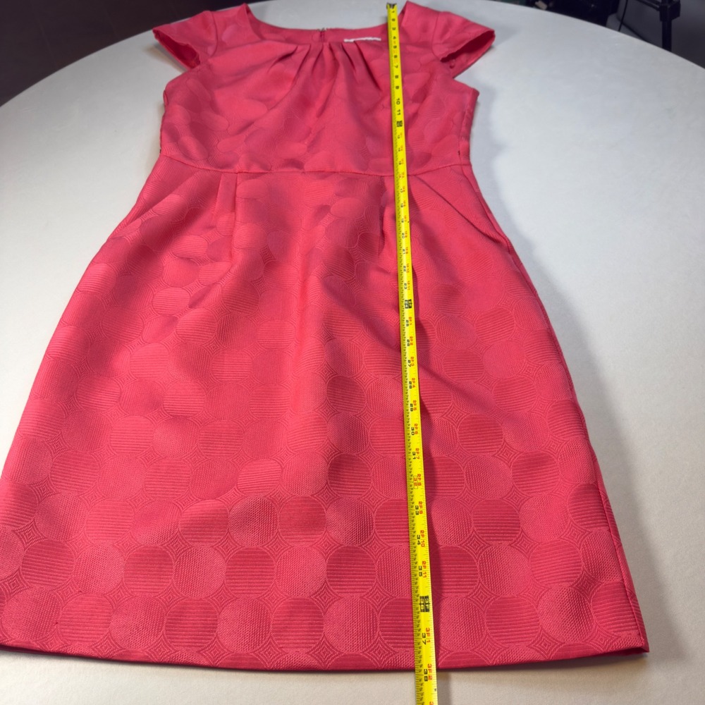 Shelby & Palmer Coral Pink Jacquard Sheath Dress Cap Sleeve Pleated Neck Size 8 - Picture 10 of 10